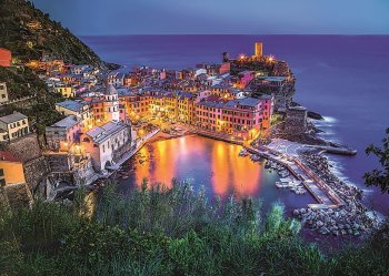 2000P VERNAZZA AU CREPUSCULE (LIGURIE, ITALIE)
